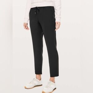 Lululemon On The Fly Pant Woven Black Stretch Travel Commute Women's 6